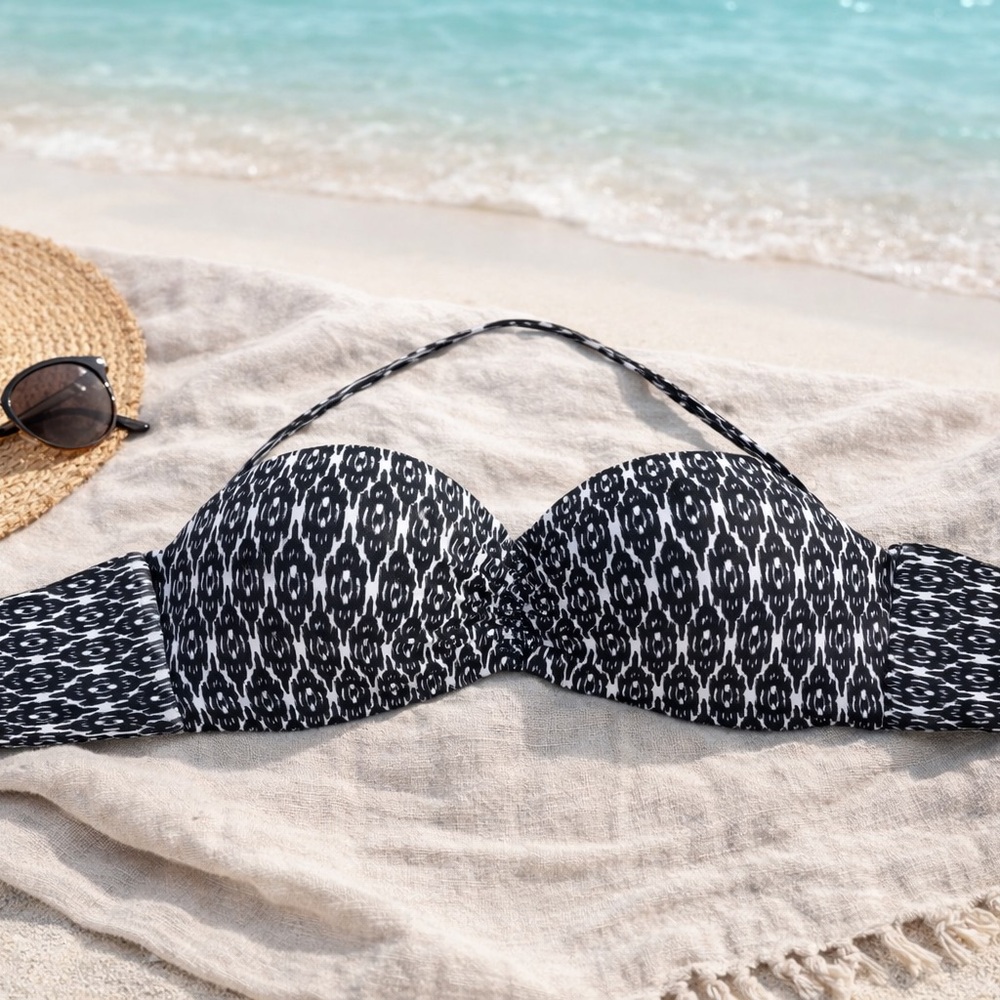 Live Love Dream Aeropostale Navy & White Bathing Suit Bikini Top